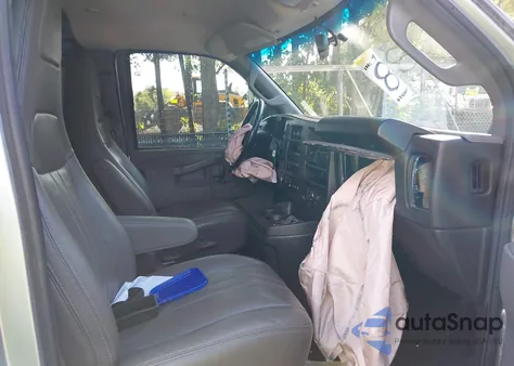 2022 Chevrolet Express Cargo Rwd 2500 Regular Wheelbase Wt z USA, uszkodzony, nr VIN 1GCWGAF77N1203159